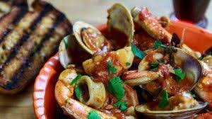 Find some of the most delicious easy christmas recipes from across the world on honest cooking. Cioppino Video Christmas Eve 7 Fish Dinner All In One Pot How Easy And Delicious Is That Italian Recipes Food Recipes Food Videos