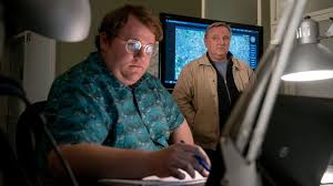Wenn ich das für jedes andere fandom schreiben würde wäre es crack, für münster tatort ist es die episode ein fuß kommt selten allein. Munster Tatort Spieglein Spieglein Ernie Thiel Bert Boerne