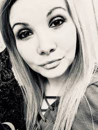 Amber Harder (@AmberHarder3)