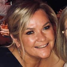 Rachael Egan's Instagram, Twitter & Facebook