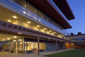 A Closer Look At The Kravis Center At Claremont Mckenna College Bernards Claremont Mckenna College Lectures Hall House Styles
