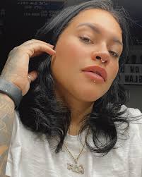 I'm my own crowd. ✌️ Stay motivated and HYDRATE ladies.