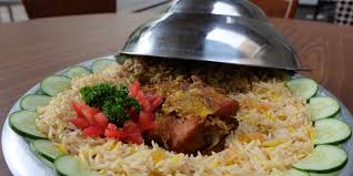 Basmati adalah nasi wangi dengan keharuman yang kuat seperti melati. Cara Masak Beras Basmati Dengan Panci Dan Rice Cooker Agar Pulen Halaman All Kompas Com
