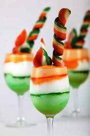 Today we'd like to introduce you to myduyen and thanh nguyen. Tri Color Desserts Food Desserts Tasty