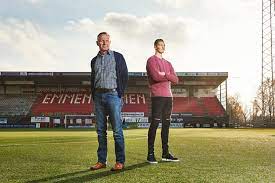 €2.20m* jan 23, 2000 in emmen, netherlands. Henk Schokker Ik Vind Het Geweldig Voor Kjell Fc Emmen