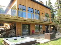 Location Du Chalet Chalet Bord Lac Spa Table Billard A Sainte Agathe Des Monts Laurentides Coeur Des Laur Architecture Details Fenestration Architecture