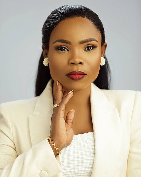 Victoria Orenze - Ebenezer