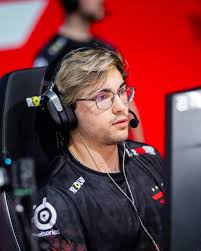 Another 1-0 start 👊 FaZe CS defeat Passion UA 13x10 in the opening match  of Stage 2 at the Budapest Major. 📸 @hltvorg