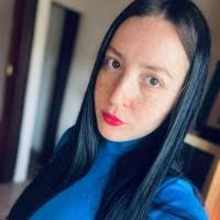 50+ perfiles de «Angrisano»