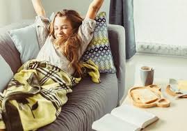 According to ehow home, it usually comes in one size, about 50 inches by 60 inches. What S The Difference Between A Throw And A Blanket Terrys Fabrics