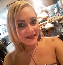 Disfruta espléndida velada de cumpleaños