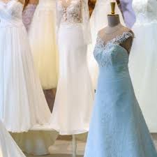 Welche merkmale sind beim shoppen zu begutachten? Basiswissen Teil 1 Die Richtige Farbe Fur Ihr Brautkleid