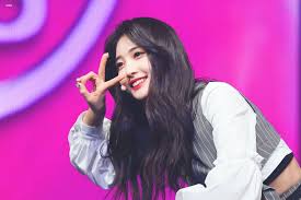 Everglow Sihyeon Debut Bon Bon Chocolat Showcase Forever Juntos Para Sempre K Idols