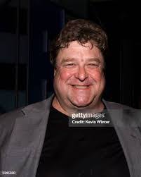 Kris Goodman's Instagram, Twitter & Facebook