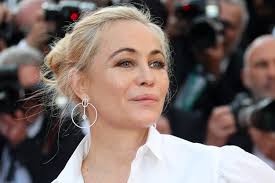 Select from premium emmanuelle beart of the highest quality. Emmanuelle Beart Biography Buss The World