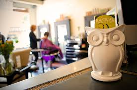 Boise organic salon offers organic haircare products and an all natural salon treatment. Evolve Organic Salon An Organic Salon