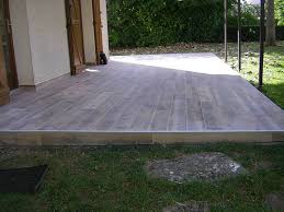 Joint de dilatation carrelage extérieur. Pose Carrelage Terrasse En Angle Types De Tuiles De Plancher