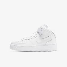 2igrfhowwicjrm Toddler's feet tend to grow a shoe size larger every three months or so. 2