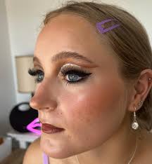 having some fun mixing editorial created with non traditional products  (shot glasses for rings) with black and white filters and it's impacts