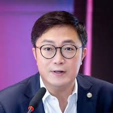 Jimmy Lai trial: International legal team inhabiting cloud cuckoo land