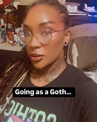 I identify as a Bog Witch 🧌 also… WHORE is such a satisfying word to say  💋👹 , ., ., ., ., #halloween #halloween24 #cosplay #imjustagirl #makeup  #fitness #fashion #fun