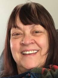 Carmen Levesque's Instagram, Twitter & Facebook