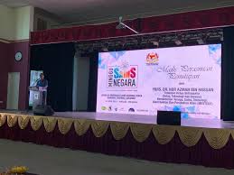 Pelajar terbaik akademik rumah terra (menengah rendah). Majlis Perasmian Penutupan Minggu Sains Negara 2019 Peringkat Negeri Sarawak Enviro Museum