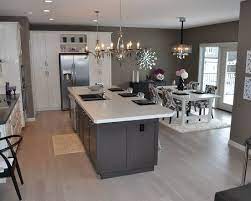 The gentle grey veining in the marble gives the walls a texture that contrasts with the flat finish on the. Pin On Dining Room Comedor