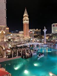My Stay At The Palazzo Las Vegas A Beautiful Hotel On The Strip Palazzo Las Vegas Venetian Las Vegas Las Vegas