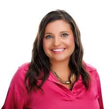 Jenny Starkey's Instagram, Twitter & Facebook