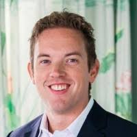 90+ "Geoff Hall" profiles