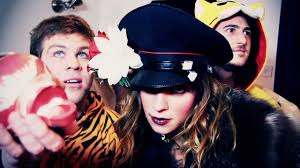 Polkas palabras step off apocalypshit undertow let it roll no manches mi vada frijolero amatuer que no te haga bobo jacobo voto latino gimme tha power matate tete puto. Molotov Jukebox I Need It Official Video Youtube