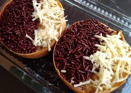 Pagi pagi ingat resep martabak manis, dulu sering banget bikin, tapi sering gagal, gagal nya karena teksturnya gak lembut,,(agak keras), gak enak deh,, kalau bersarang sih sering, cuman itu kayak bantat,, gak enak banget,,tapi kali ini, bahagiaanya karena bisa menghasilkan mm,,yang legit, lembut dan bersarang rapiiii banget,,bisa dilihat diphoto,, dijamin kalau ikutin tips nya bisa berhasil. Bagaimana Mempersiapkan Terenak Terang Bulan Irit Bahan Empuk Bersarang Untuk Jualan Aneka Resep Nusantara
