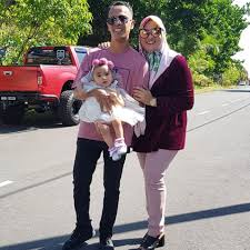 Teringin anak sendiri achey bocey dan isteri bakal jalani rawatan invitro fertilization ivf. Video Suka Tengok Kasih Sayang Achey Pada Isteri Achey Buat Suprise Hadiahkan Isterinya Sebidang Tanah Buat Ramai Terharu Soya Lemon