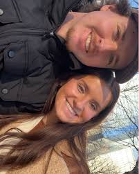 Emily Broekhuizen (@emilybroekhuizen) • Instagram photos and videos