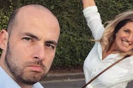 Neem je verantwoordelijkheid je kan arts zijn, maar ook meer dan dat. Tim En Elke Uit Blind Getrouwd Zijn Officieel Gescheiden Gazet Van Antwerpen Mobile