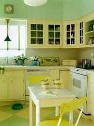 Cheerful Summer Interiors 50 Green And Yellow Kitchen Designs Digsdigs Yellow Kitchen Cabinets Green Kitchen Decor Green Kitchen Cabinets