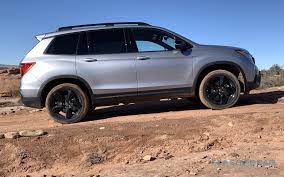 Some critics bemoan the available infotainment system's overreliance on should i buy the honda passport? 2019 Honda Passport First Drive 5 Seat Suv With Off Road Style Slashgear