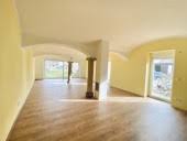 Die wohnung befindet sich im hochparterre und besteht aus einem gemütlichen wohnzimmer, schlafzimmer, küche mit balkon Wohnungen Naunhof Von Kruger Immobilien