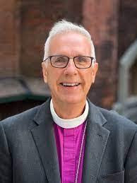 Charlie Masters's Instagram, Twitter & Facebook