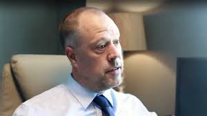 Let the Top Dentist in Kansas City Help Your Family Smile