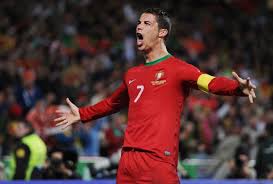 The 2016 uefa european football championship, commonly referred to as uefa euro 2016 or simply euro 2016, was the 15th uefa european championship. Em 2016 Portugal Bangt Um Cr7