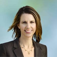 Robyn Weiss's Instagram, Twitter & Facebook