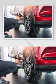 We did not find results for: Pemeriksaan Kereta Lelaki Asia Mengukur Kuantiti Kereta Tayar Getah Melambung Dekat Tangan Memegang Foto Fotografi Jpg Percuma Muat Turun Pikbest