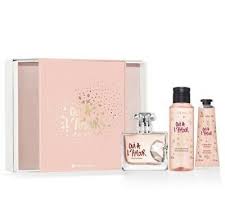 Cofanetto Oui A L Amour Yves Rocher Eau De Parfum Crema Mani Gel Doccia Nel 2020 Profumo Yves Rocher Yves Rocher Gel Doccia