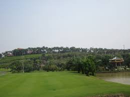 Sân golf long thành sân golf được thiết kế bởi công ty golf plan, một trong những công ty thiết kế sân golf hàng đầu của mỹ. Long Thanh Golf Club Lake Course