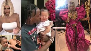 Nicki minaj shares first pictures of her baby son and he's already decked out in designer gear. Stormi Webster To Nicki Minaj Move Away From Me With This Nicki Twitter Meltdow Vmas Appearance Youtube