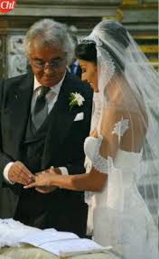 Tras 11 años como novios y nueve como matrimonio, han decidido separarse de mutuo acuerdo a finales de este mes, según. Matrimonio Elisabetta Gregoraci Flavio Briatore