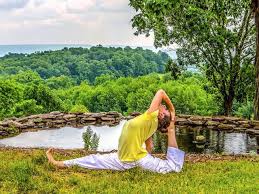 The laurentians region is known for its health centers and spas. Yoga Retreats Sivananda Yoga Vedanta Centre Montreal