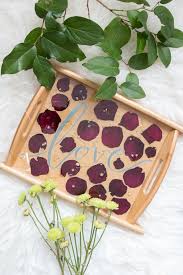 Can be used as a jewelry tray, trinket dish, to display crystals, display, serving or change/keys. Pressed Rose Petal And Resin Serving Tray Resin Crafts